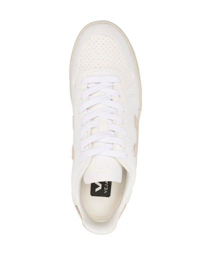 V-10 Veja Sneakers