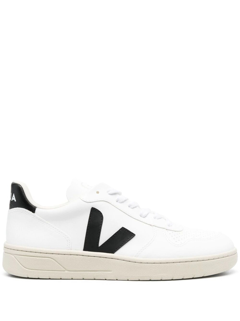 V-10 Veja Sneakers