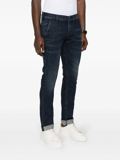 Konor Jeans