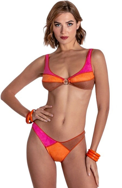 Costume