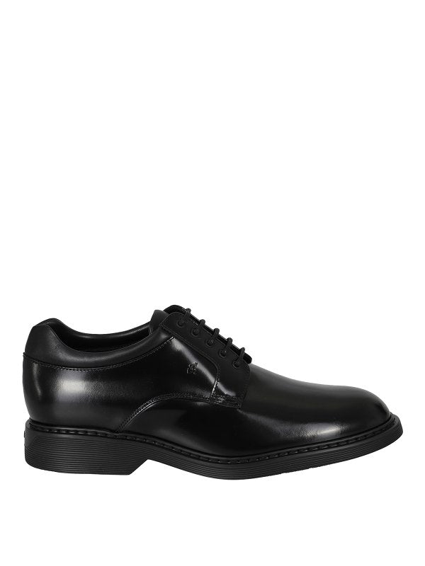 Derby In Pelle Liscia