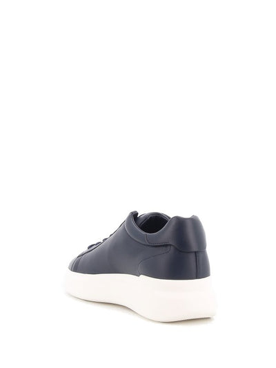 Sneaker H580