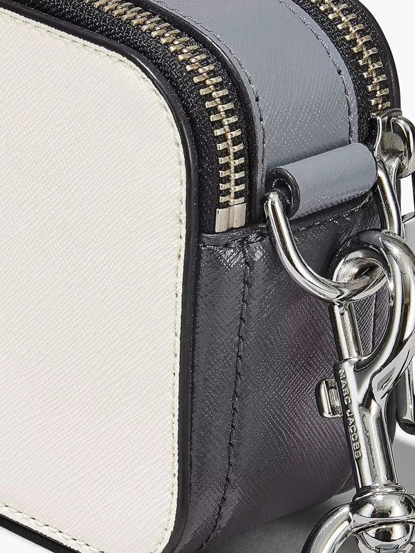 Borsa Snapshot In Pelle