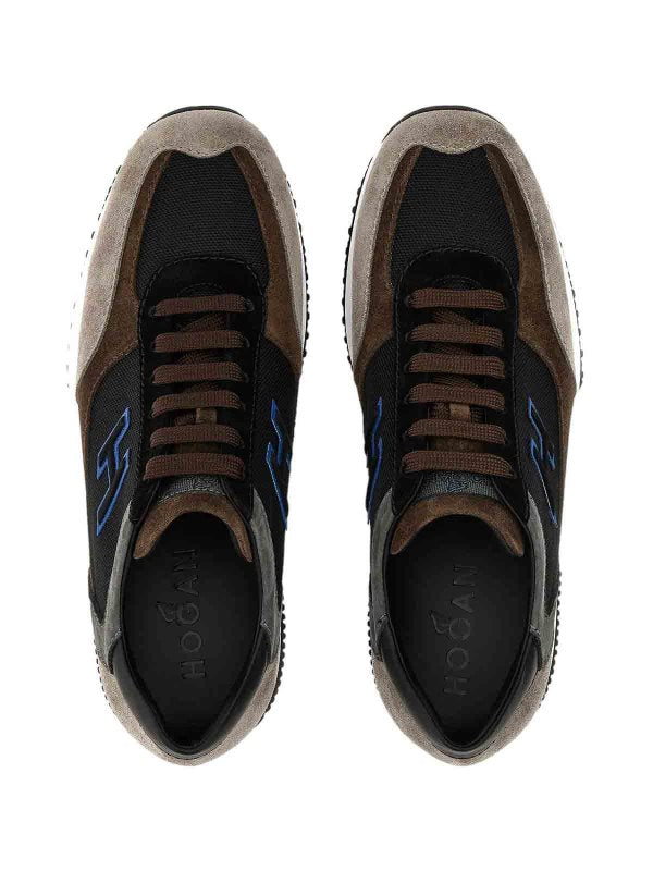 Sneakers Interactive