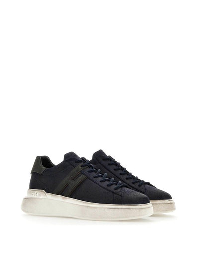 Sneakers In Pelle