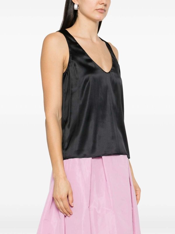Top Con Scollo A U