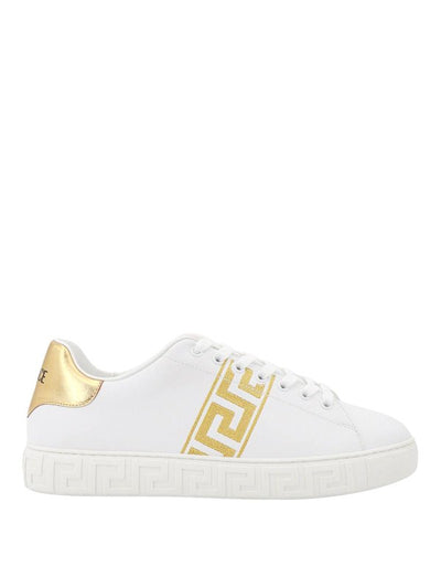 Sneakers In Pelle Con Ricamo La Greca