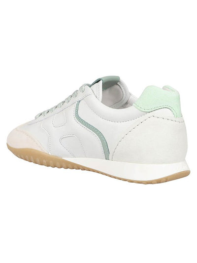Sneakers H565