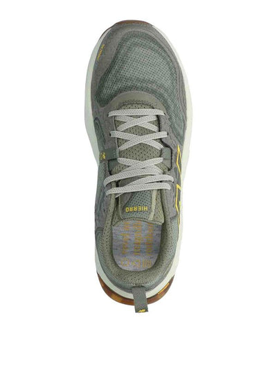 Sneakers Con Logo