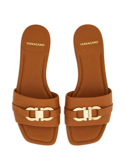Sandali Bassi Gancini In Pelle