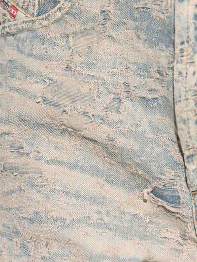 Jeans Effetto Lavato Con Strappi