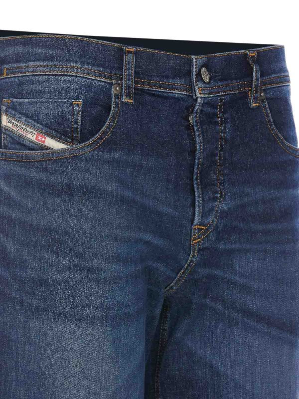 Jeans D-finitive 2023