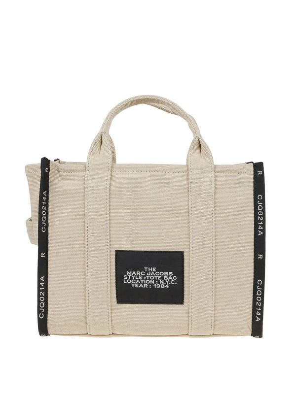 Tote The Traveller Media