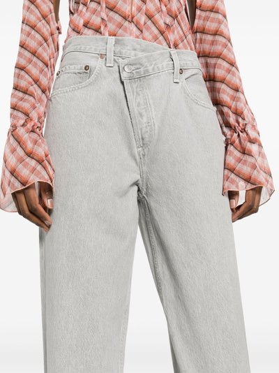 Criss Cross Jeans In Rain