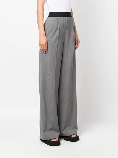 Pantaloni