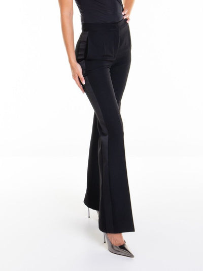 Pantaloni Svasati