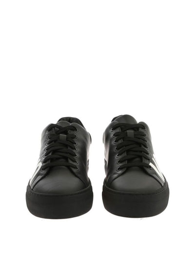 Sneaker Nera Con Logo